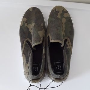 Gap camo loafers